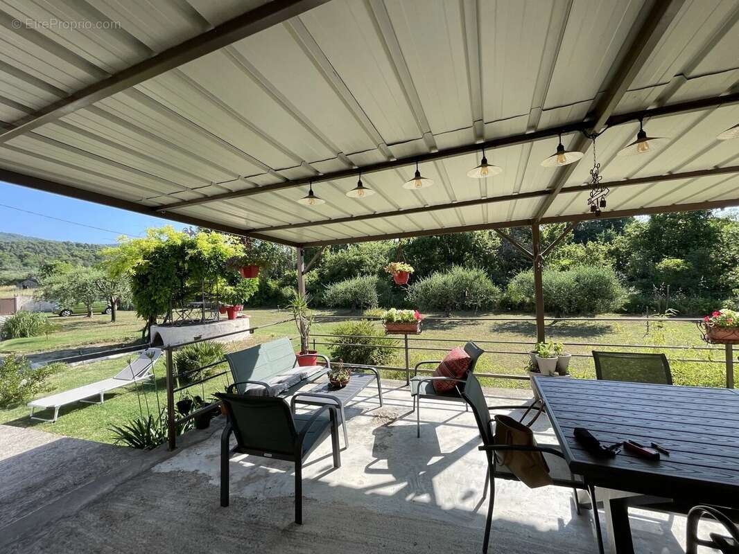 Maison à FIGANIERES