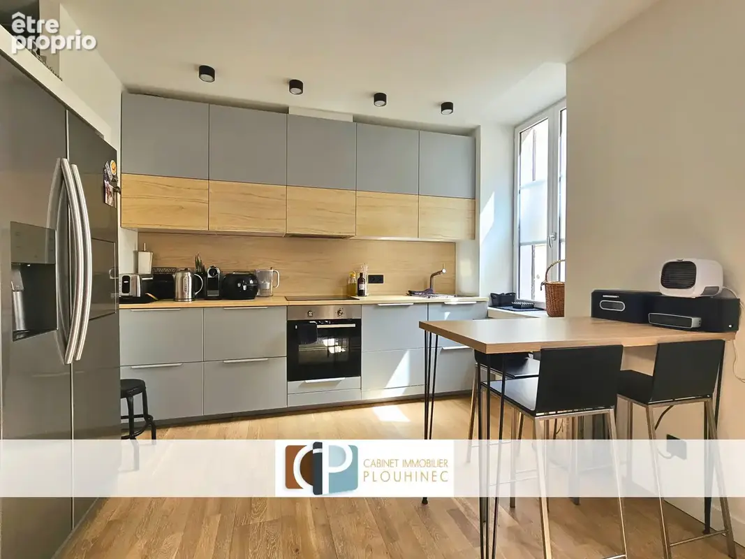 Centre de Mâcon, appartement de 94m2 entièrement rénové avec charme. - photo 2