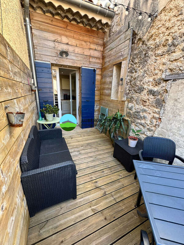 Maison à MONTEUX