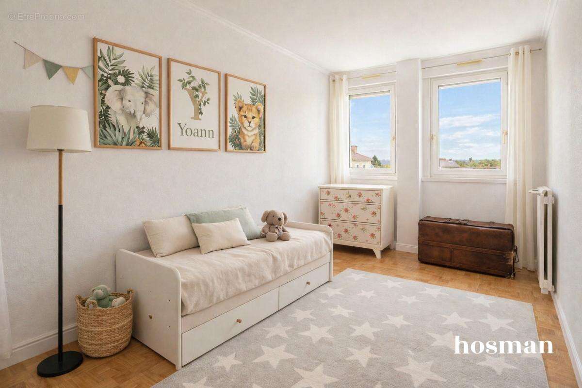 Appartement à COURBEVOIE
