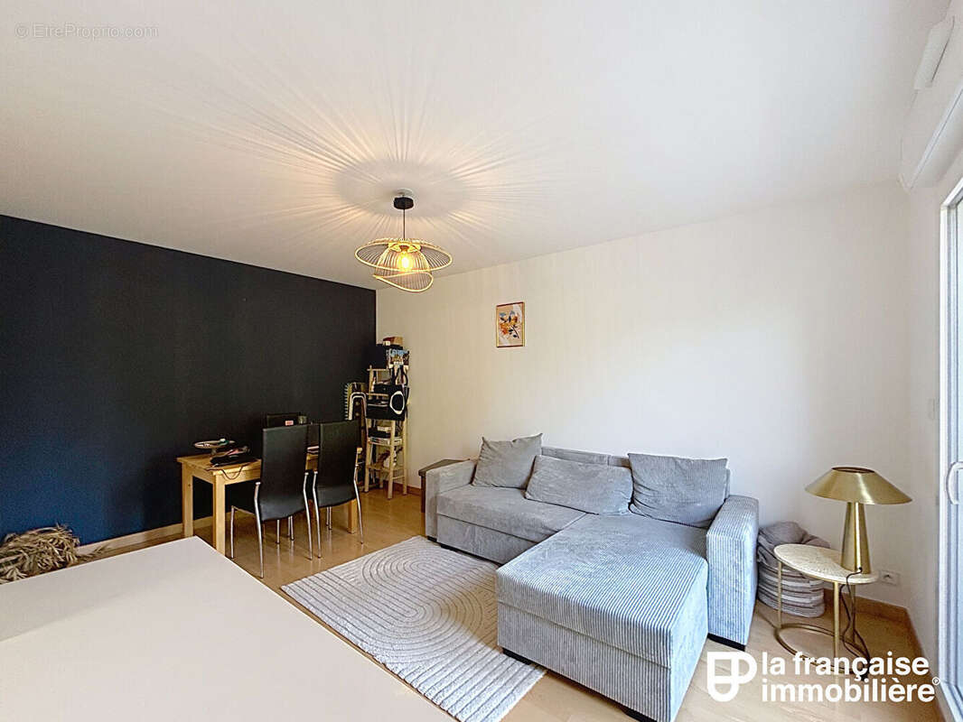 Appartement à MONTGERMONT