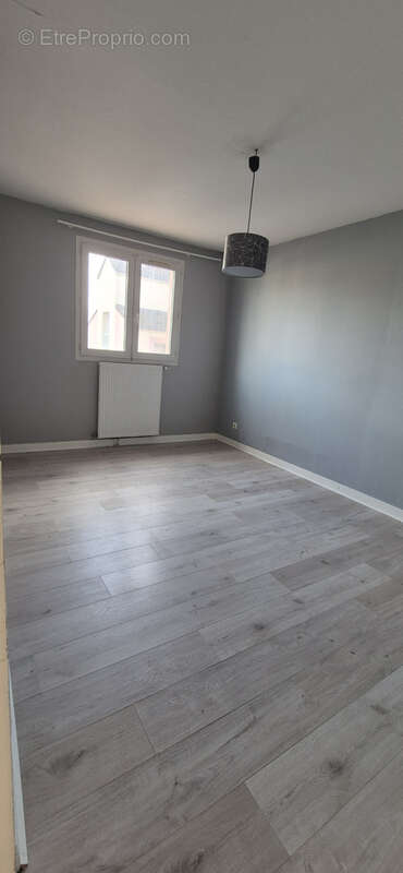 Appartement à ISSOU