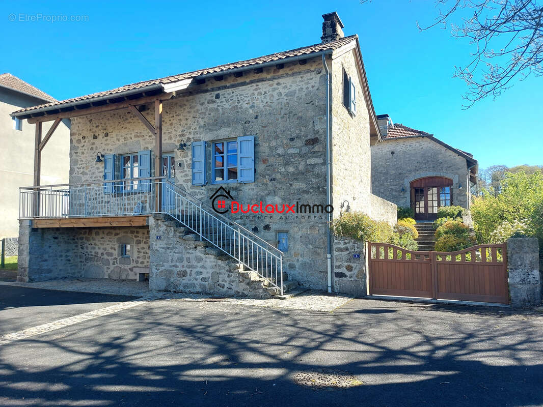 Maison à SAINT-SAURY