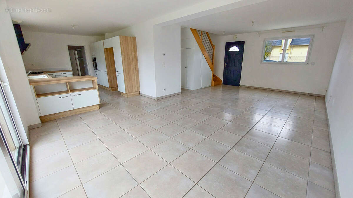 Maison à GUICHAINVILLE