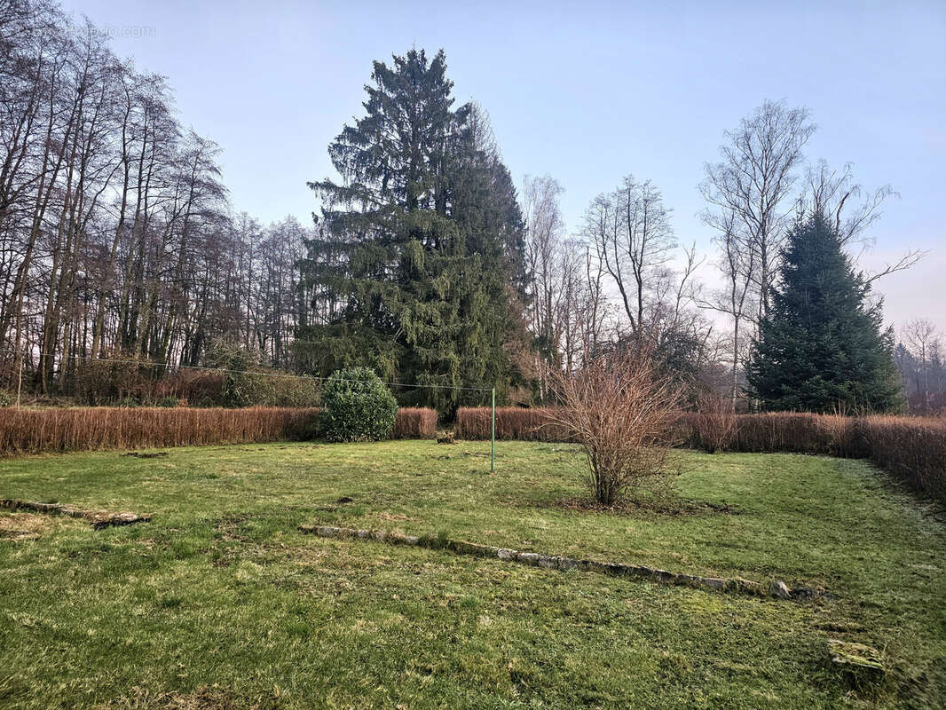 Maison à CHAMPAGNEY