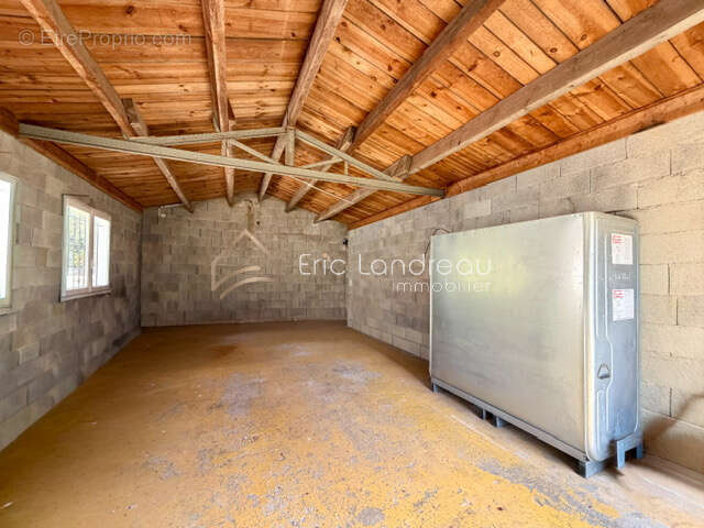 Maison  5 pièces avec garage et piscine proche commerces de proximité - photo 16