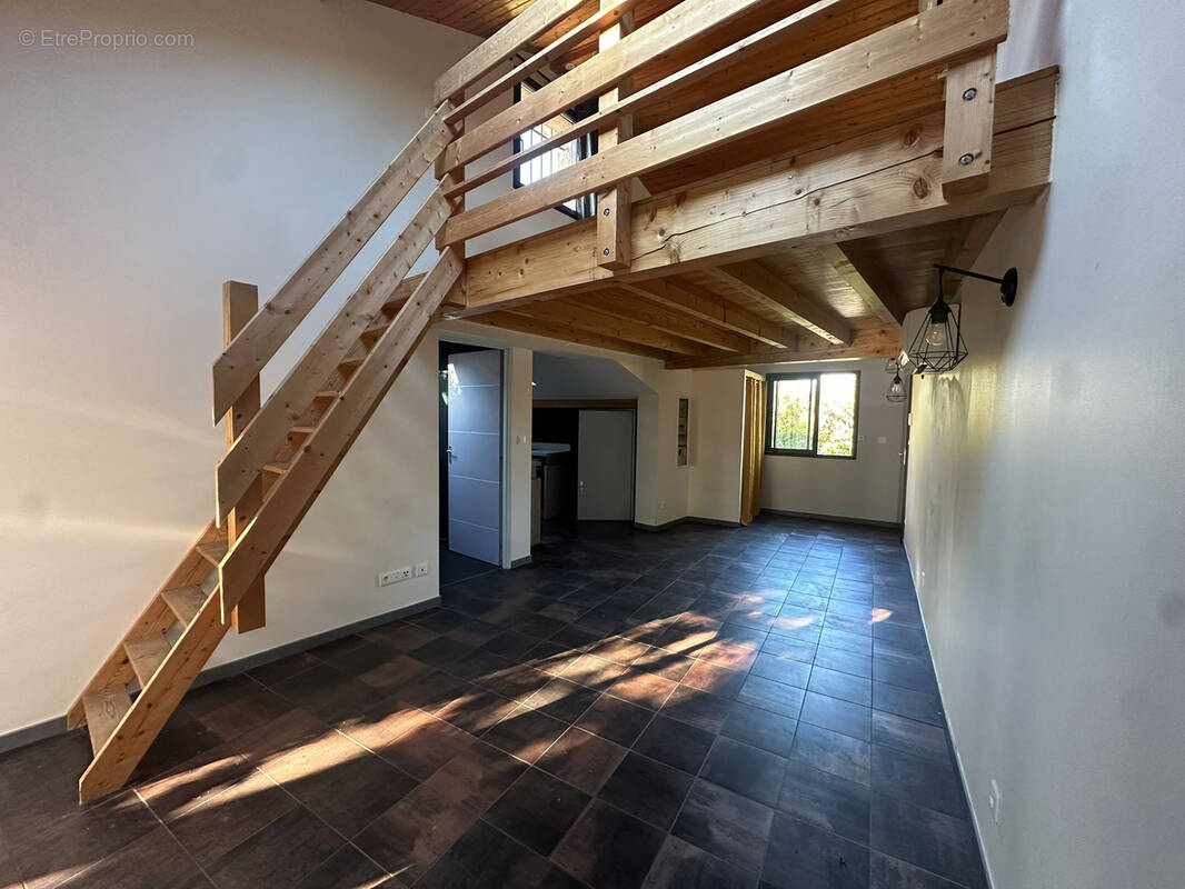 Appartement à LEGUEVIN