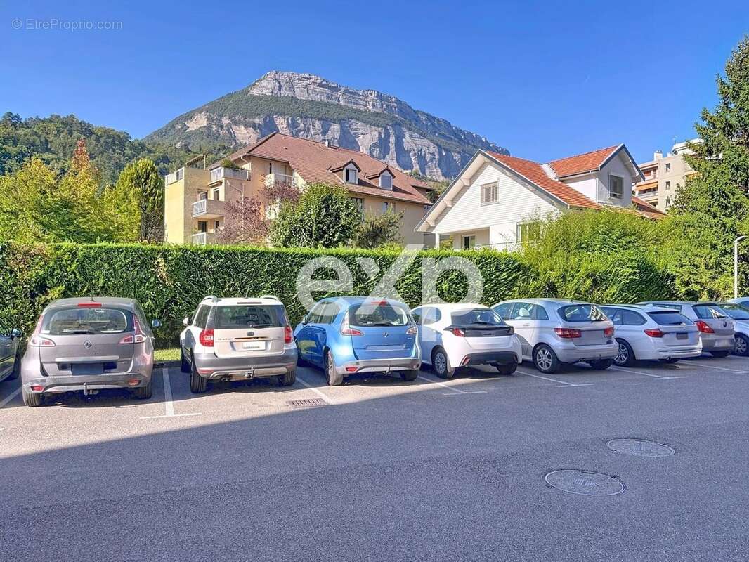Appartement à MEYLAN