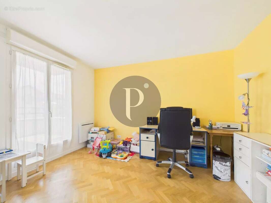 Appartement à LE PLESSIS-ROBINSON