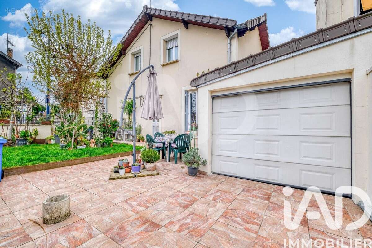 Photo 2 - Maison à DRANCY