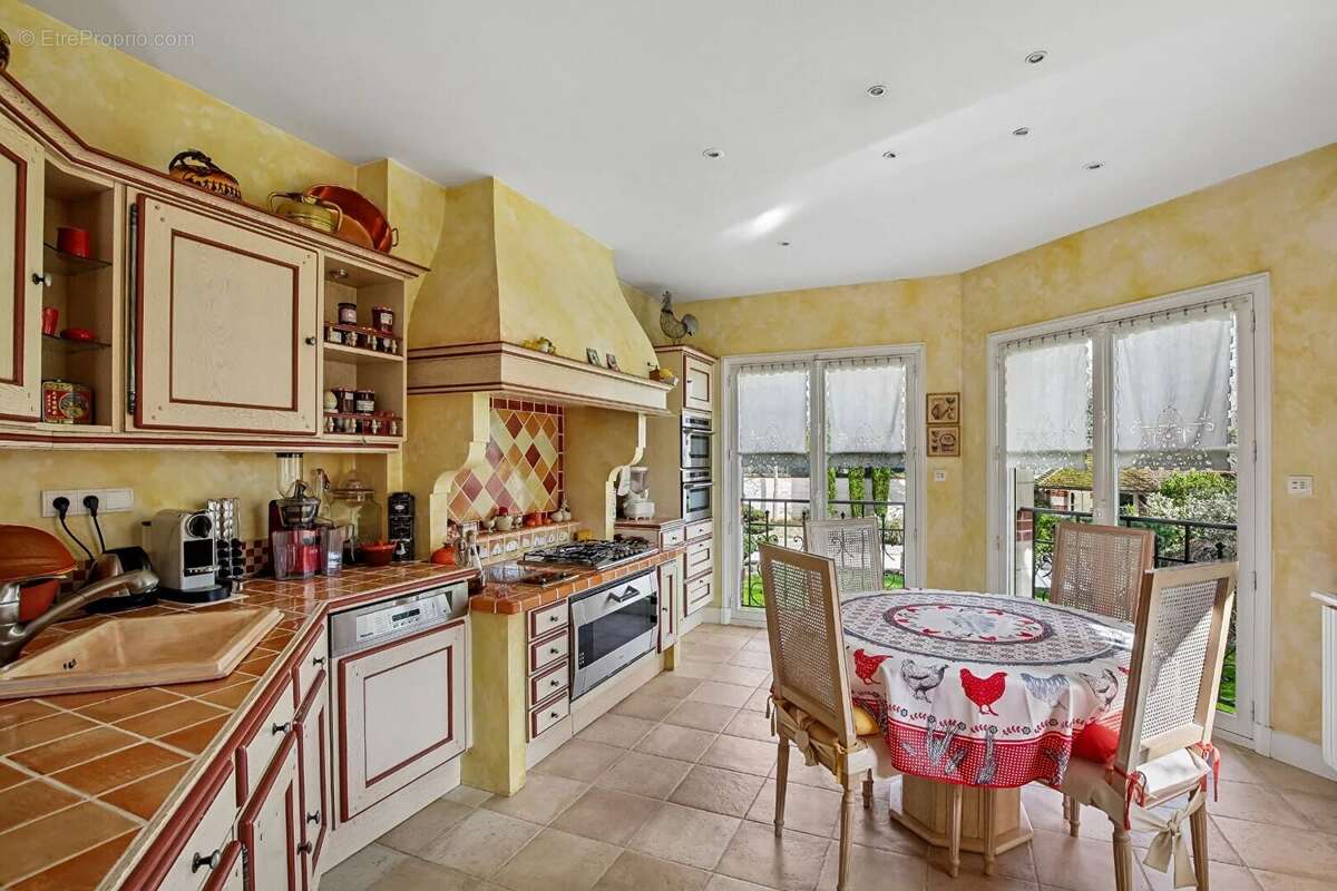 Maison à LE VESINET