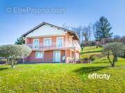 Maison à SAINT-PIERRE-DE-CHANDIEU