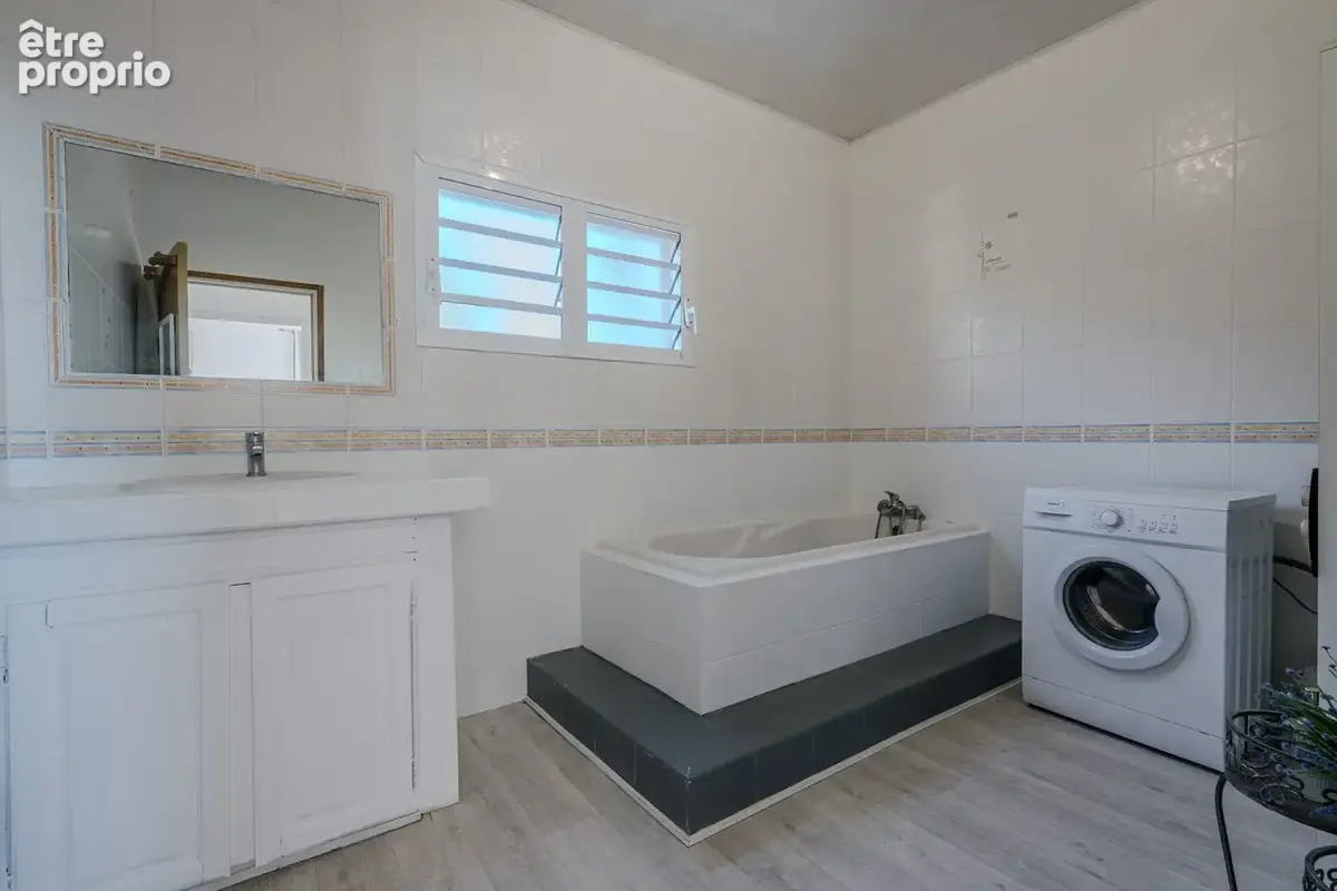 Maison 5 pièces 194 m² à vendre à Saint-Paul (97460) - photo 9