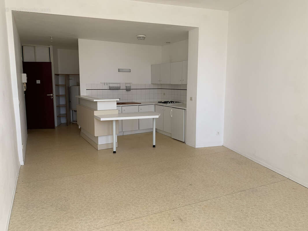 Maison à GIRONDE-SUR-DROPT