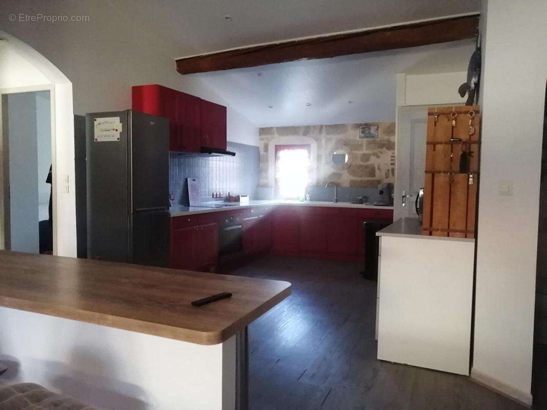 Appartement à MEZE