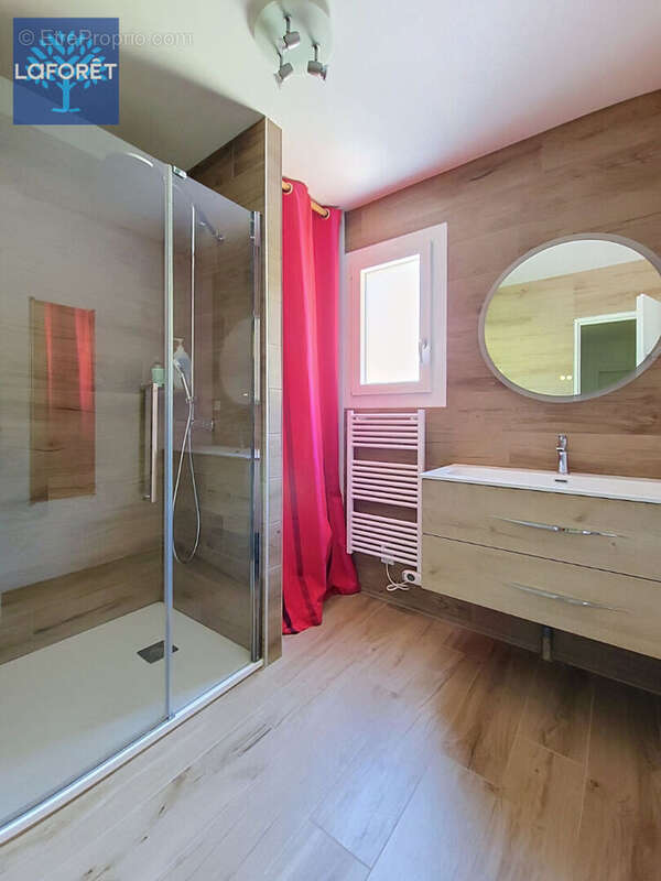 Maison Vernaison 6 pièce(s) 125 m2 - photo 8