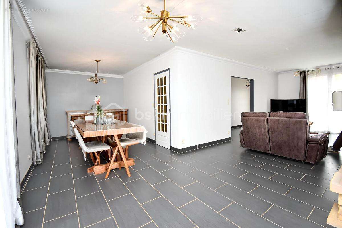 Maison à ORMESSON-SUR-MARNE