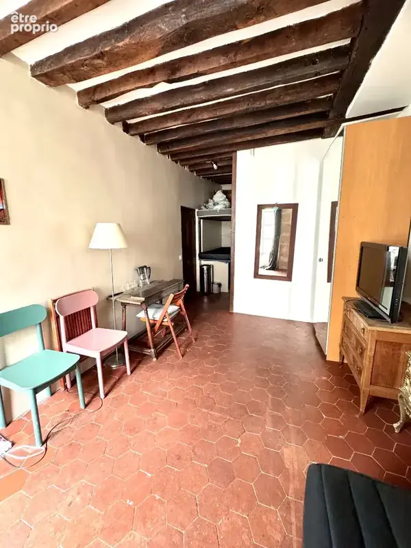 Rue Dauphine, T1 22.80 m2 traversant - photo 3