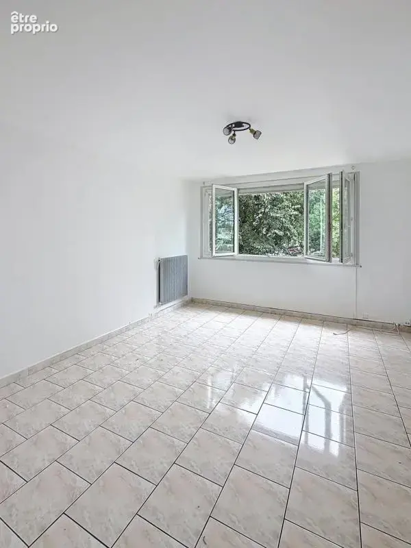 Mérignac – T3 avec balcon, vue verdoyante et fort potentiel de valorisation - photo 3
