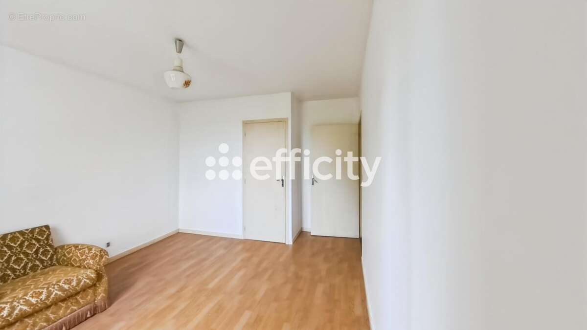 Maison à SAINT-PARDOUX-ISAAC