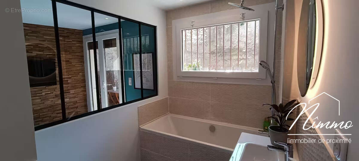 Appartement à NIMES