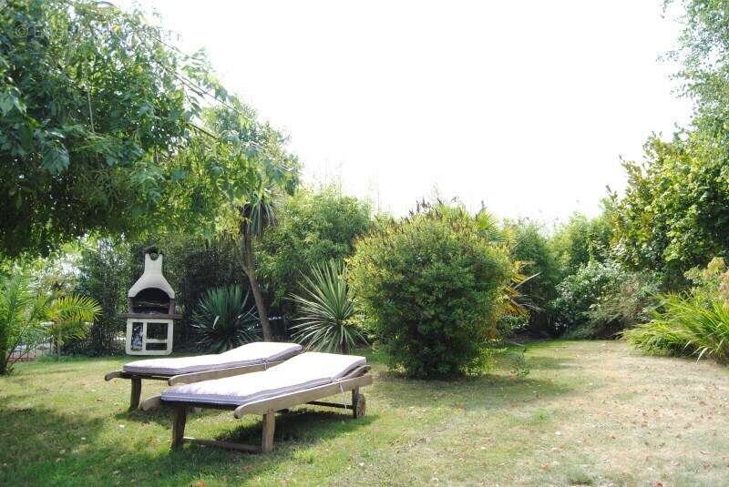 Maison à LOGONNA-DAOULAS