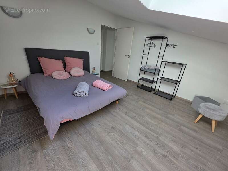 Maison à NEGREPELISSE