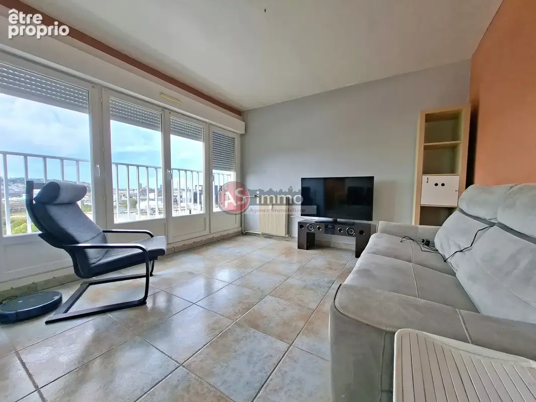 Appartement à GREGES