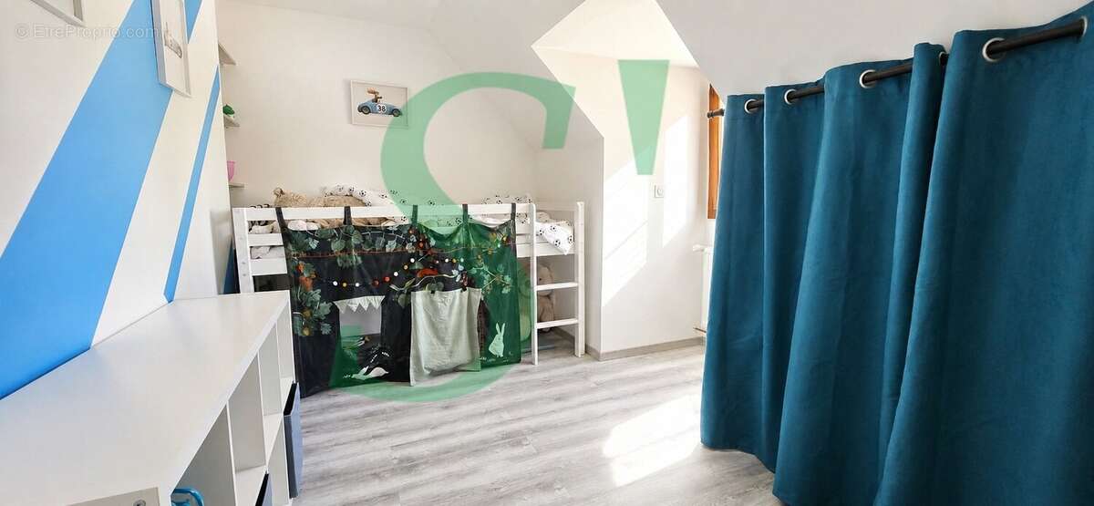 Maison 100 m² à Chars  - photo 10