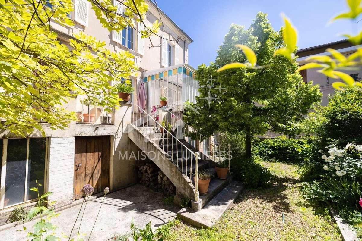 Demeure d'exception en centre-ville d'Apt - 11 pièces - 950 000€ - 370 m² habitables - photo 26