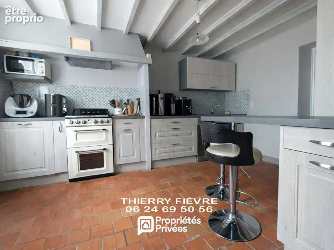 A vendre - coeur de village chouzé sur loire maison 6 pièces 130 m2  terrasse  jardin cave - photo 5