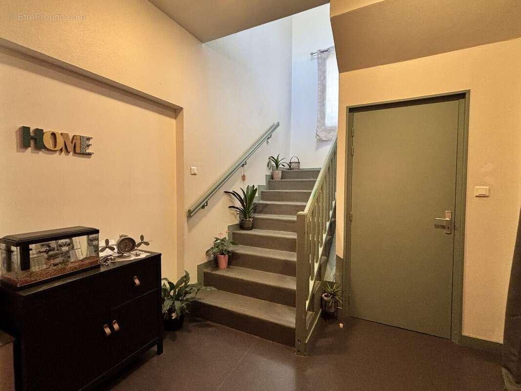 Maison 122 m² à Ouroux  - photo 7