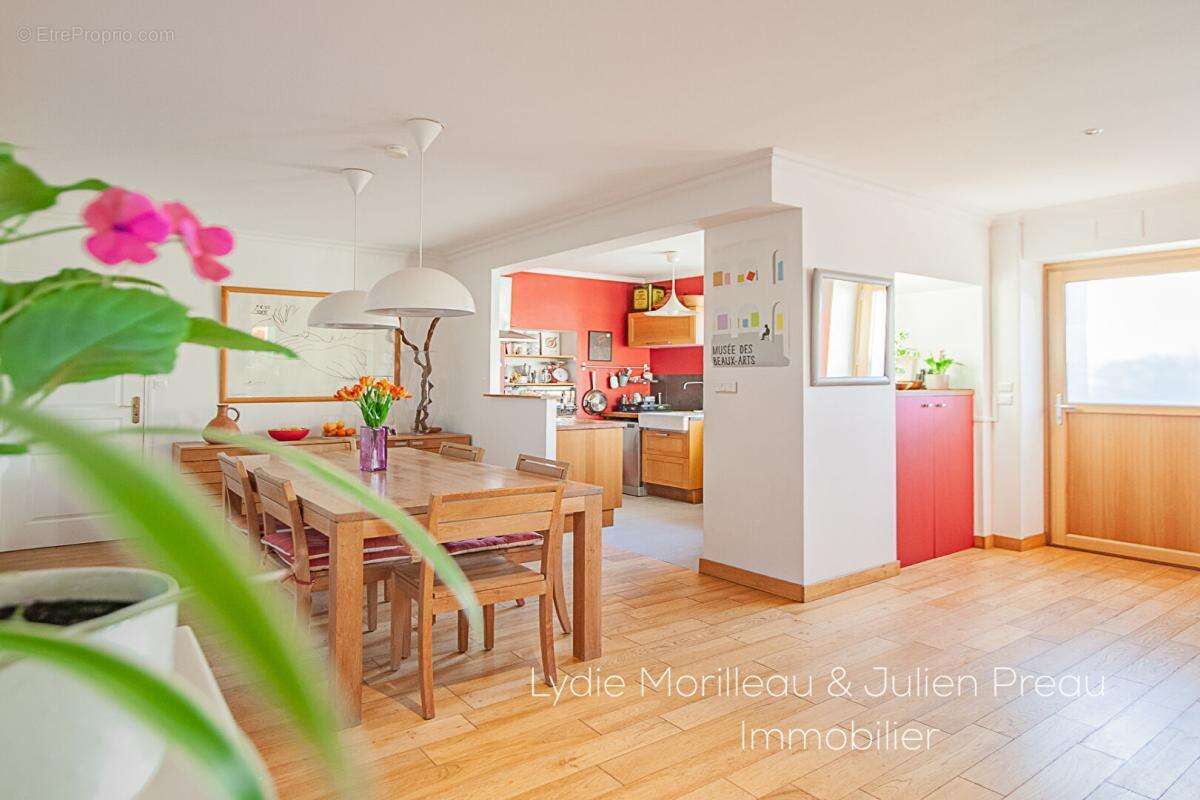 Maison à SAINT-SEBASTIEN-SUR-LOIRE