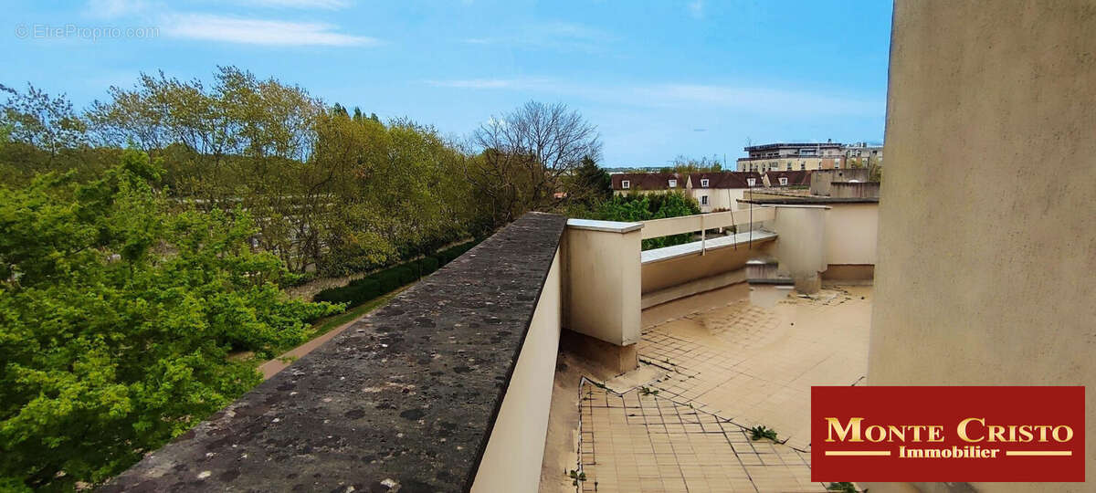 terrasse sejour-salle à manger  - Appartement à ROCQUENCOURT