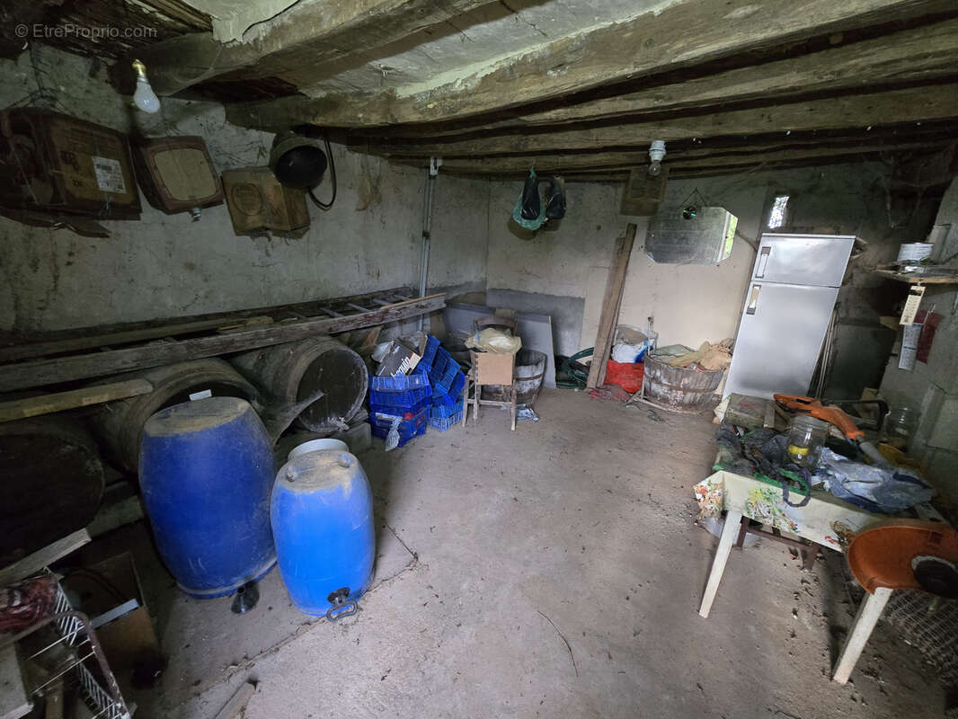 Maison à LA CHAPELLE-SAINT-LAURIAN