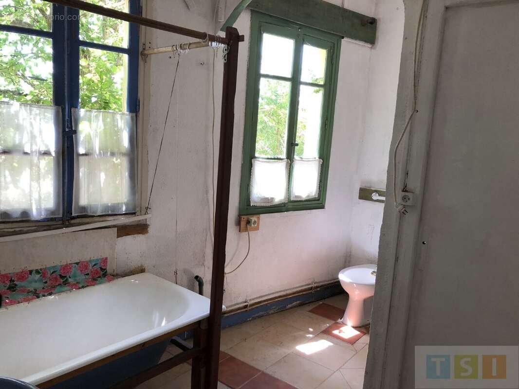 Maison de 83 m² habitables environ sur parcelles de 141 m² - photo 7