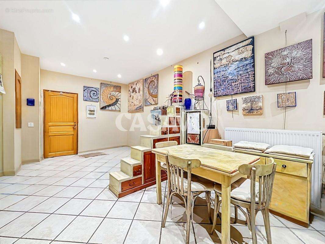Appartement à DECINES-CHARPIEU