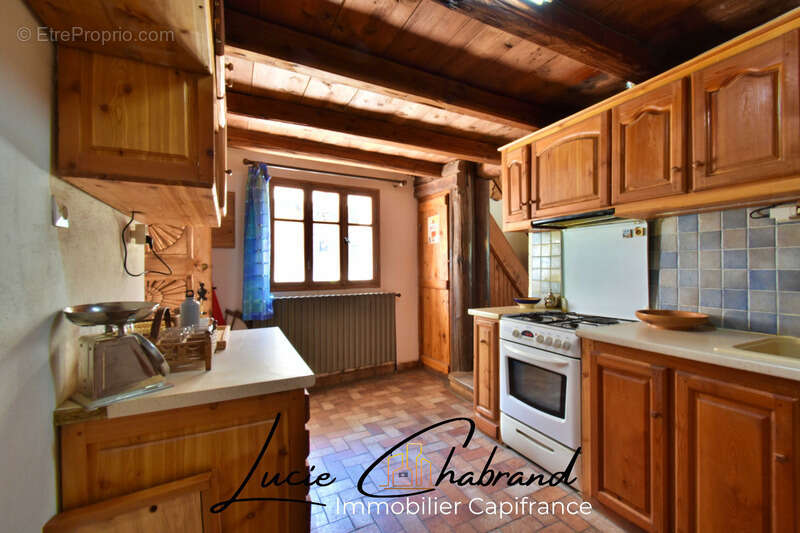 Maison à SAINT-VERAN