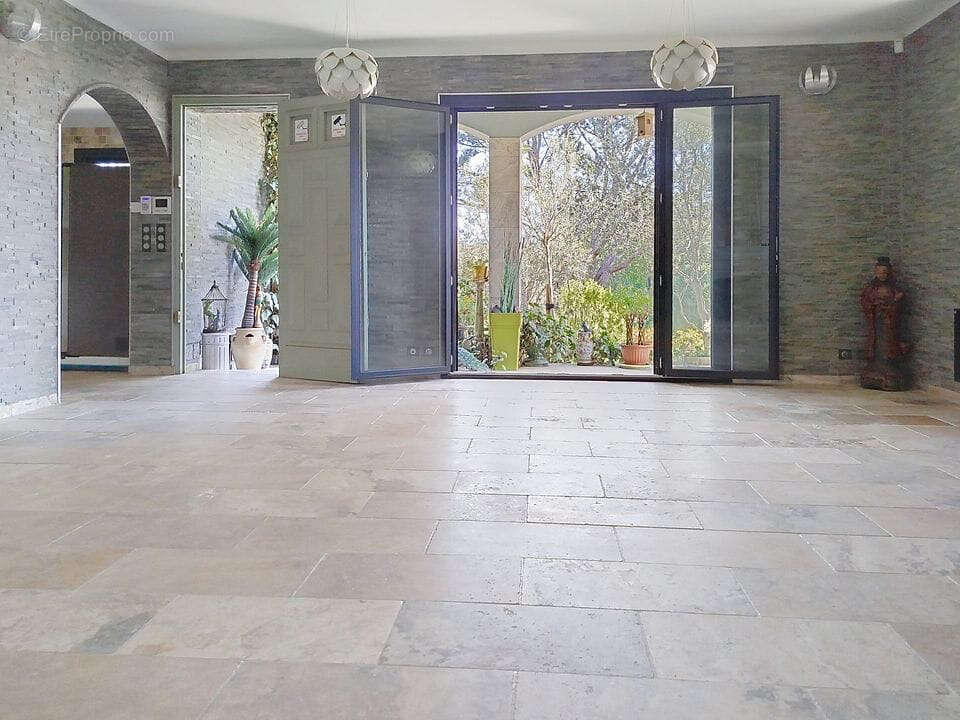 Maison à BRUE-AURIAC