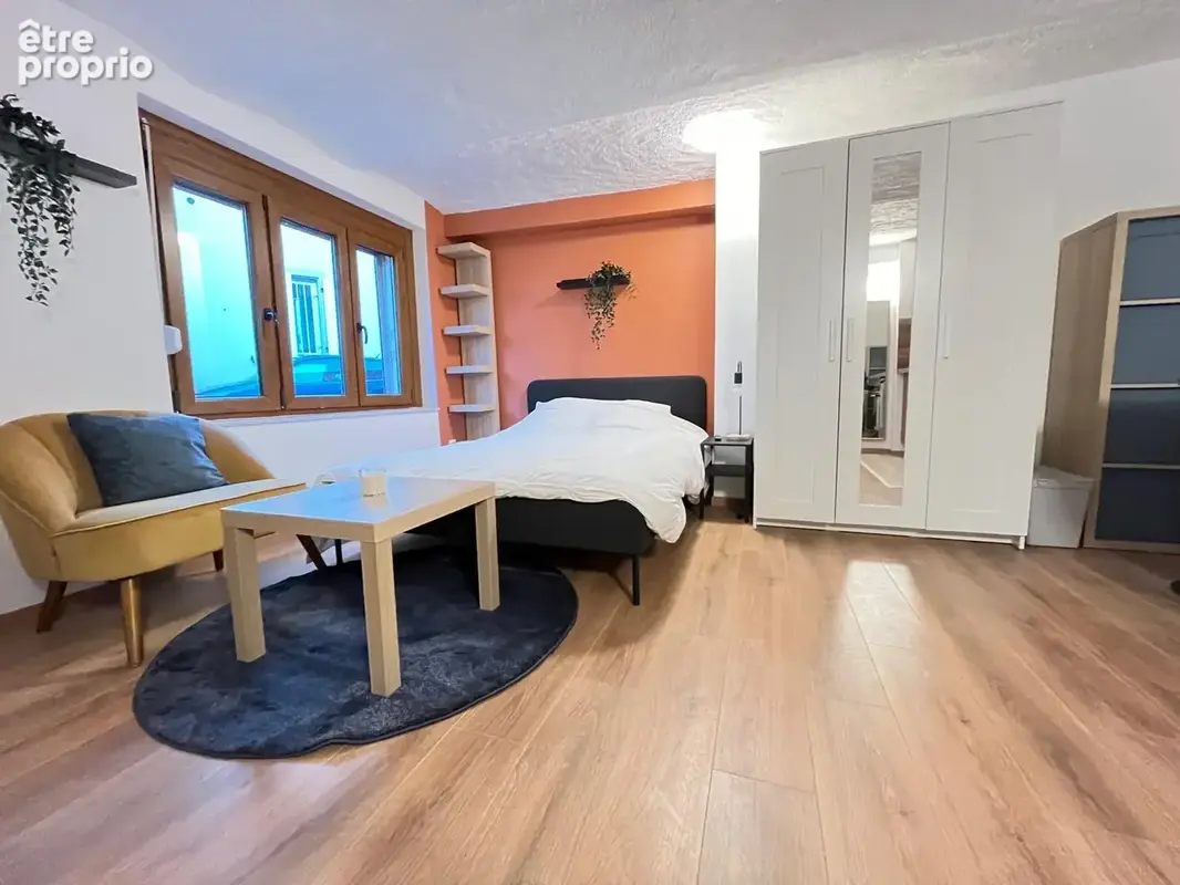 Grand studio renove au coeur de cronenbourg saint florent - photo 3
