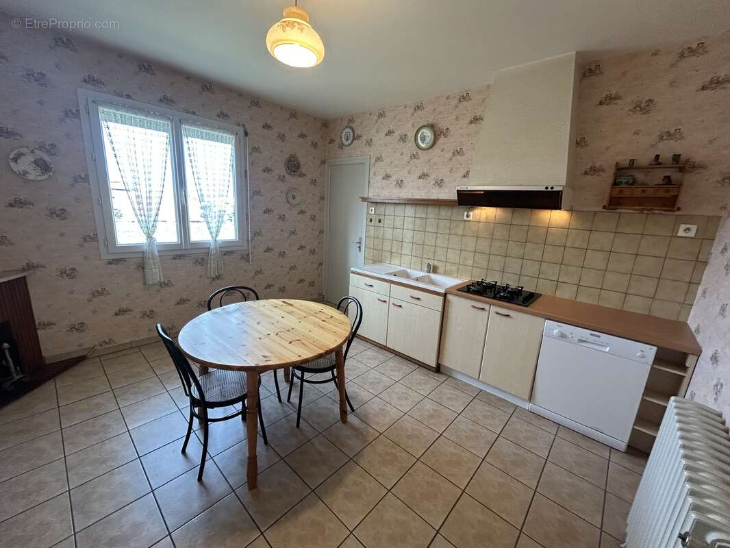 Maison à BERNAC-DEBAT