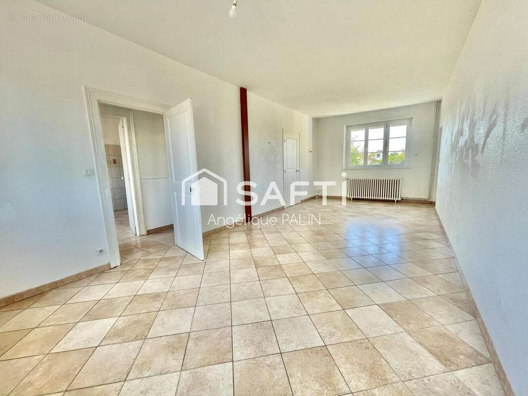 Photo 2 - Maison à SAINTE-MENEHOULD