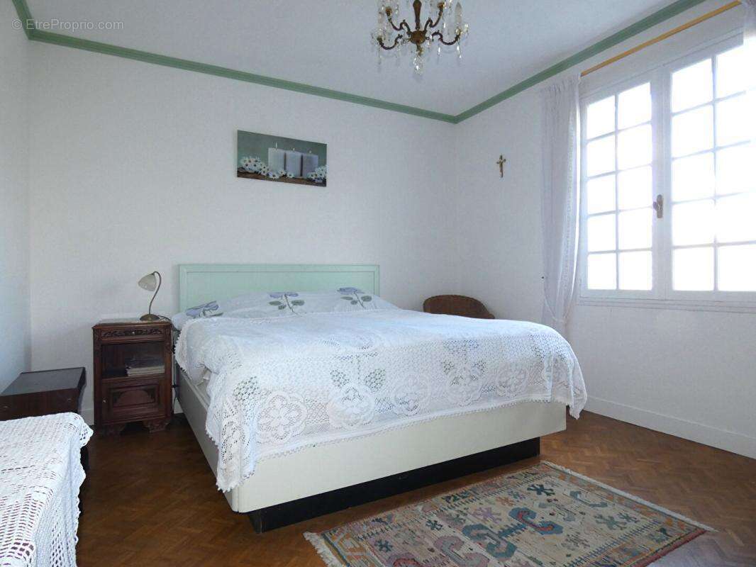 Maison à HAUTEFORT
