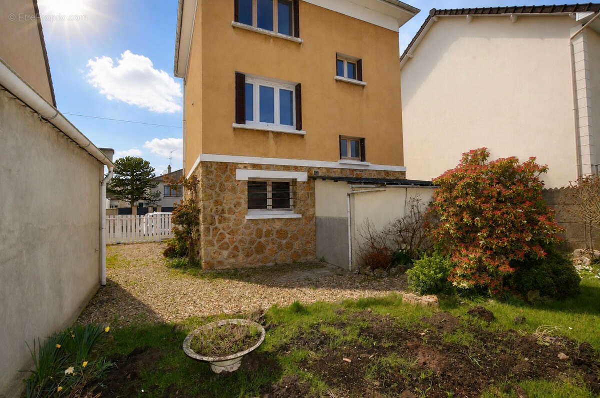 Maison individuelle de 76.55 m², 3 chambres, sdb, garage, 281 m² de terrain - photo 18