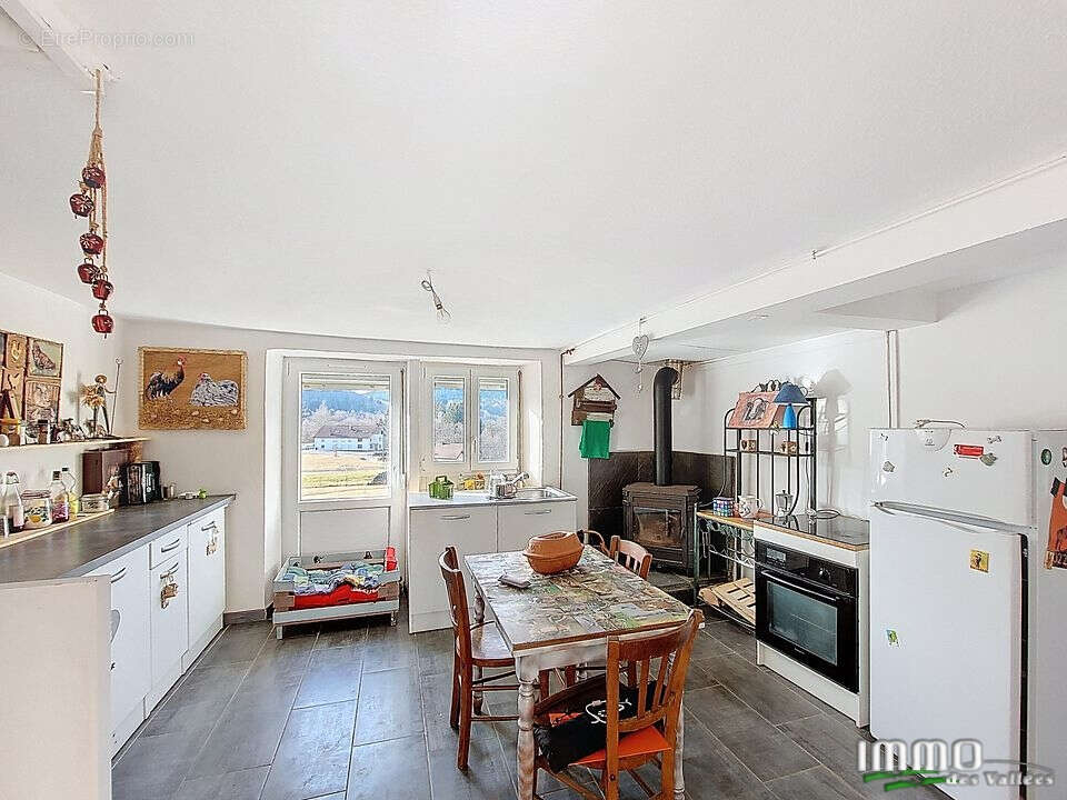 Ferme avec terrain de 6200 m² - photo 5