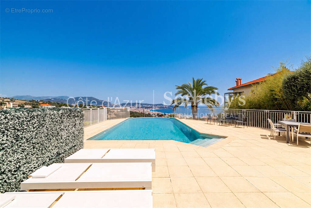 Duplex avec jardin, piscine et vue panoramique sur la mer sur les hauteurs de Nice - photo 20