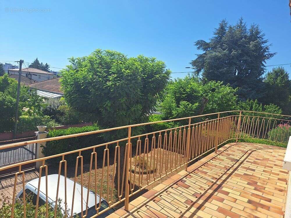 Maison 120 m² à Lyon-5e  - photo 6