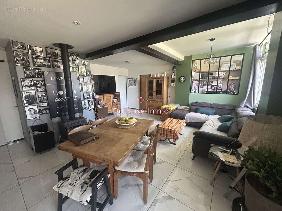 Maison 220 m² à Saint-Crepin-Et-Carlucet  - photo 5