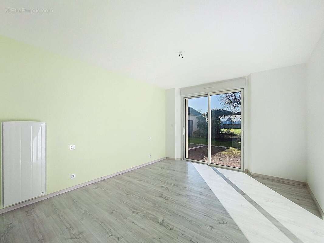 Maison à AZAY-SUR-CHER