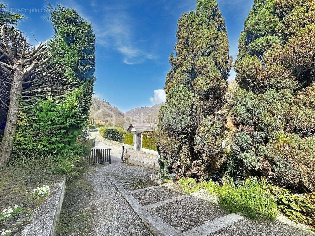 Maison à SAINT-MARTIN-D'URIAGE